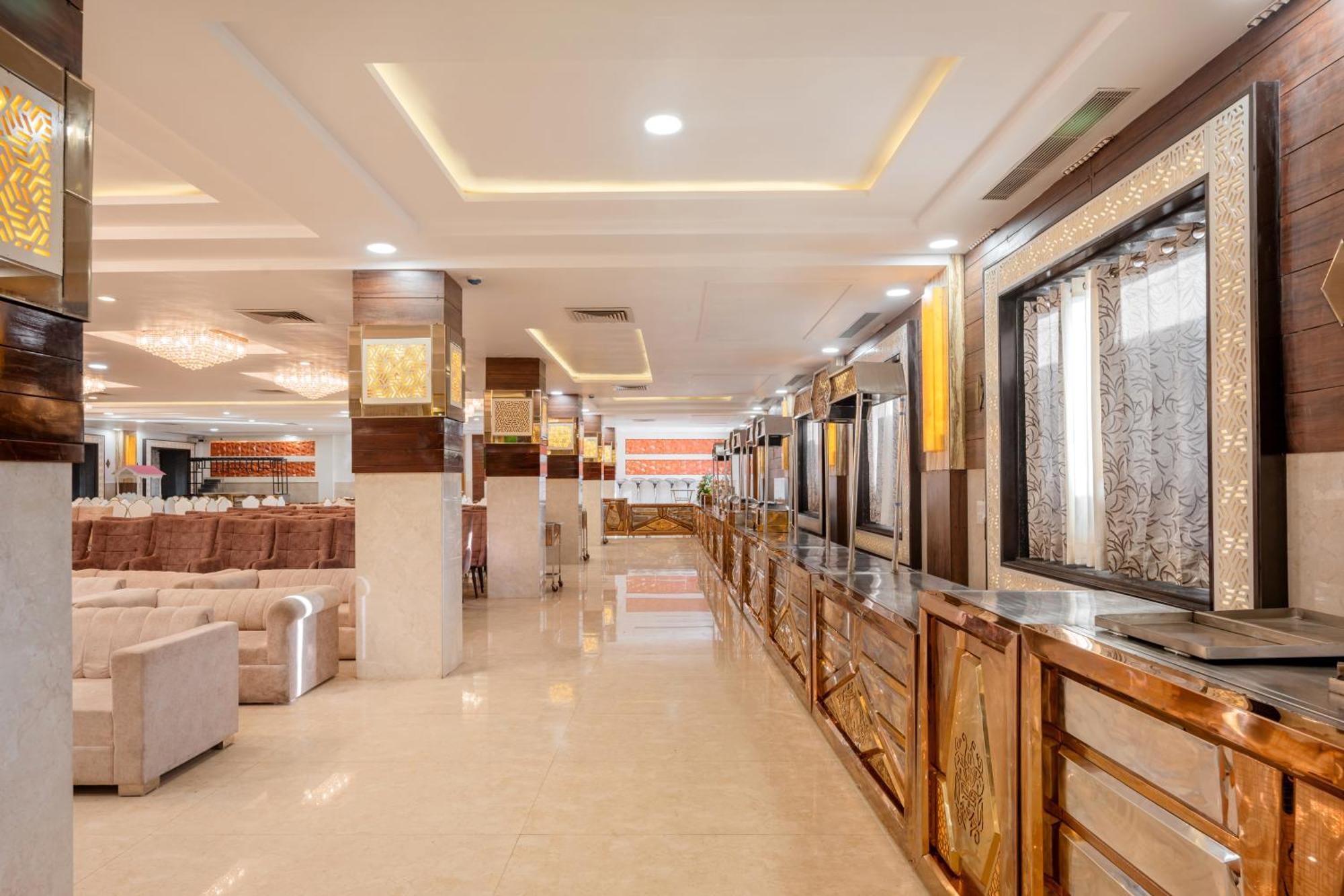 Hotel Vasdaa Grand Dehradún Kültér fotó